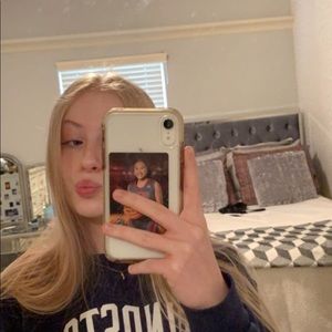 Meet your Posher, Jaci